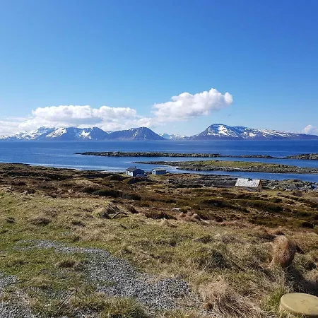 Aurora Sea View With Wifi,sauna Country house Vannareid