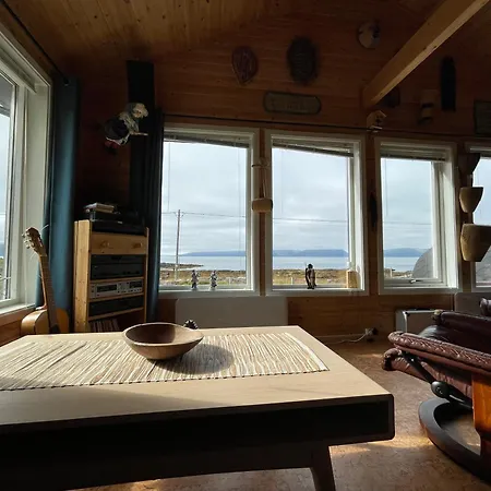 Aurora Sea-view With Wifi,sauna, Jaccuzi Kır Evi